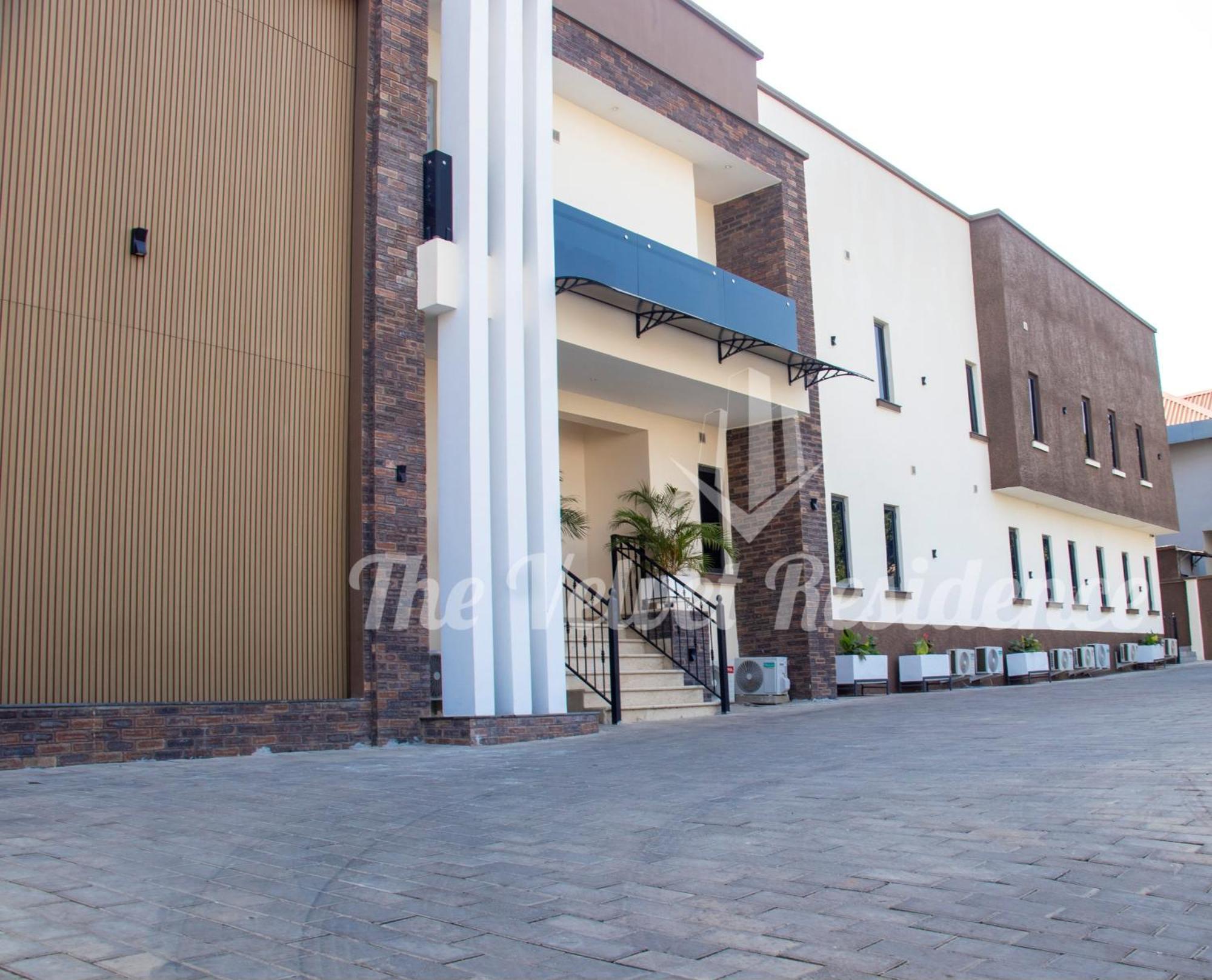 The Velvet Residence Abuja Exterior foto
